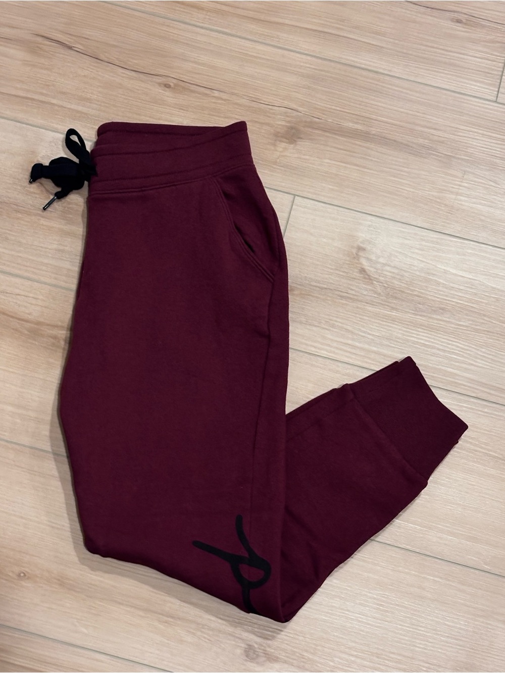 PINK Victoria's Secret Maroon Jogger Sweatpants